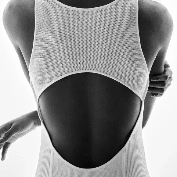 H&M collection open back rib knitted dress in cream color - Picture 5 of 8